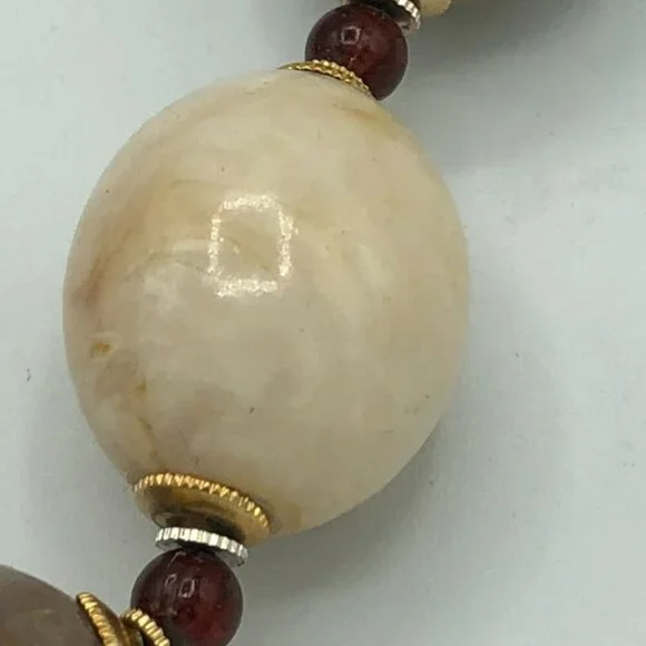 Vintage Plastic Large Beads long Strand Necklace signed Hong Kong - Picture 4 of 9